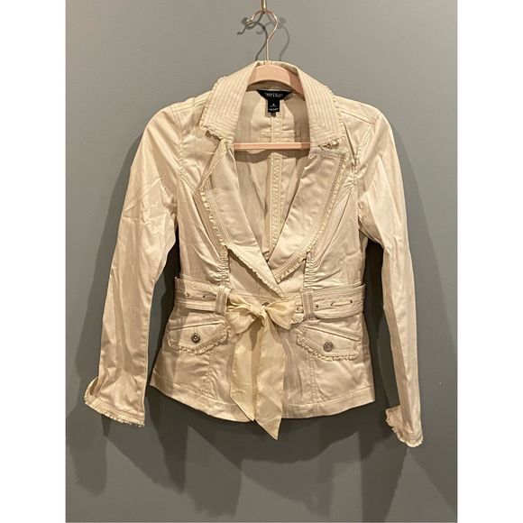 White House Black Market Jackets & Blazers - White House Black market cream jacket blazer top size 0￼